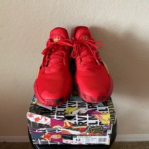 Adidas D.O.N. Issue 1 “Iron Spider”